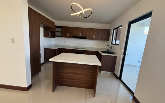 Espectaculares Casas en venta- Condominio en Agua Caliente de Cartago. Cod. 142087