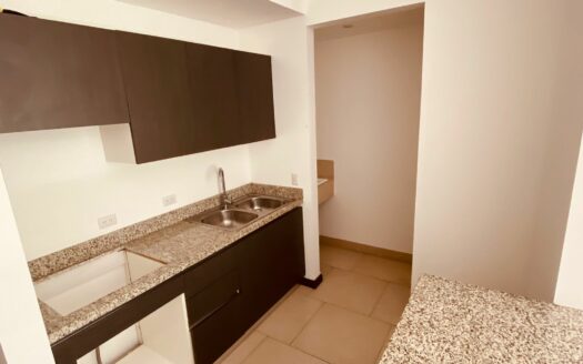 Apartamento En Venta En San Pablo De Heredia, 2 habitaciones y en Planta Baja. Remate Bancario. Código 142981