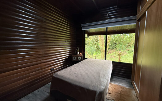 Hermosa Propiedad de 183.732 m2 en Las Montañas de Bajo La Hondura, Dulce Nombre de Coronado COD 143811