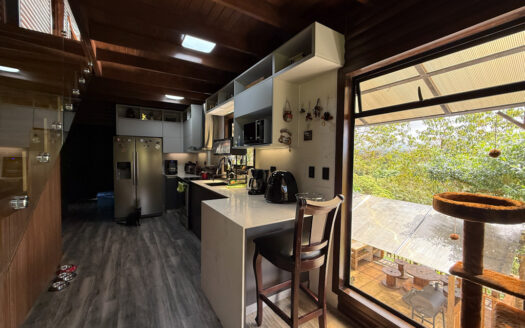 Hermosa Propiedad de 183.732 m2 en Las Montañas de Bajo La Hondura, Dulce Nombre de Coronado COD 143811