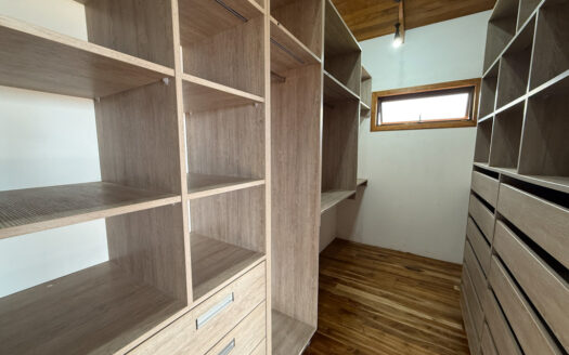 Hermosa Propiedad de 183.732 m2 en Las Montañas de Bajo La Hondura, Dulce Nombre de Coronado COD 143811