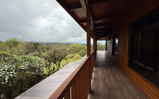 Hermosa Propiedad de 183.732 m2 en Las Montañas de Bajo La Hondura, Dulce Nombre de Coronado COD 143811