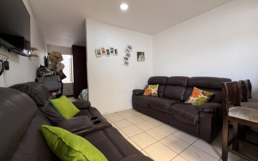 Casa y Apartamento Cerca del Estadio Coyella Fonseca, Guadalupe, Goicoechea COD 142371