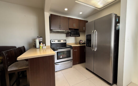 Casa y Apartamento Cerca del Estadio Coyella Fonseca, Guadalupe, Goicoechea COD 142371