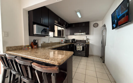 Casa y Apartamento Cerca del Estadio Coyella Fonseca, Guadalupe, Goicoechea COD 142371