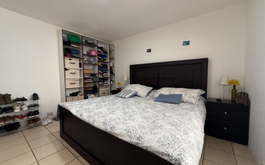 Casa y Apartamento Cerca del Estadio Coyella Fonseca, Guadalupe, Goicoechea COD 142371