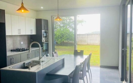 Casa En Venta En Grecia, Moderna Con Amplio Terreno Y Vista Panorámica- Home for sale in Grecia.cod.142194