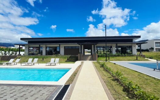 Curridabat: Estrene casa en Av. del Este, 4 habitaciones #143132