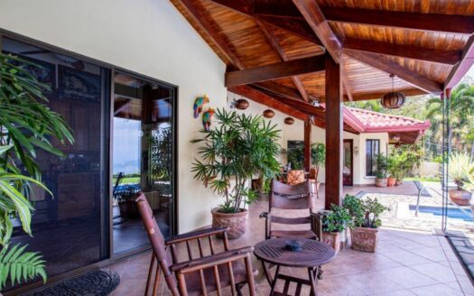 Casa En Venta En Atenas, Vista Atenas Con Casa De Huéspedes Y Piscina-House For Sale In Atenas, Vista Atenas With Guest House And Pool.cod.143996