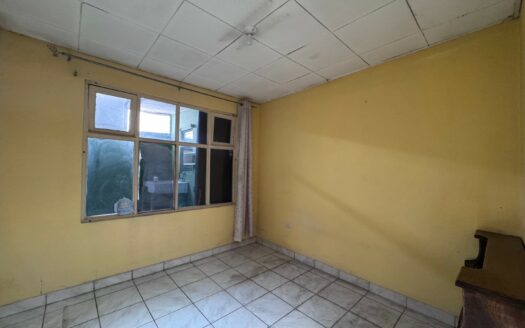 Tres Ríos: Casa a Remodelar con Condiciones Especiales de Financiamiento en Urbanización Florencio Del Castillo. #144833