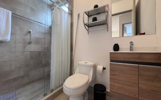 Curridabat: Casa en Condominio Ayarco 385 100% Amueblada con Espectaculares Acabados + 3 Parqueos. #145684