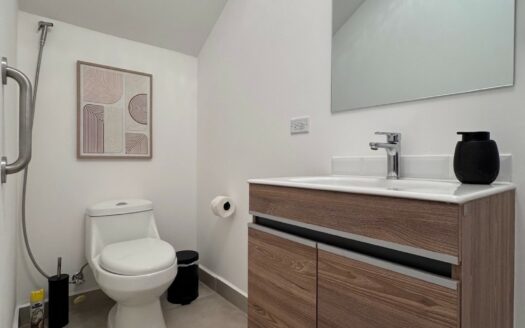 Curridabat: Casa en Condominio Ayarco 385 100% Amueblada con Espectaculares Acabados + 3 Parqueos. #145684