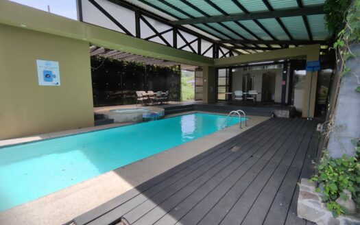 Hermoso y amplio lote de 750 m2 con espectaculares vistas en exclusivo condominio en Poás de Alajuela a precio de OPORTUNIDAD! COD. 146028