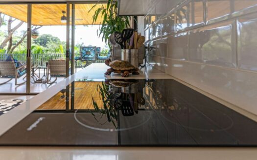 Casa En Venta En Atenas, Hacienda Atenas Con Piscina Y Lote De 7.012 m² – House For Sale In Atenas, Hacienda Atenas With Pool And 7,012 m² cod.144200