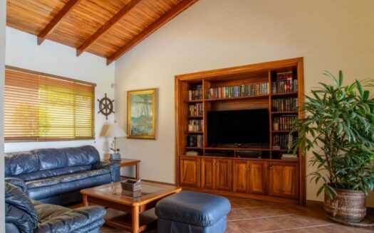 Casa En Venta En Atenas, Vista Atenas Con Casa De Huéspedes Y Piscina-House For Sale In Atenas, Vista Atenas With Guest House And Pool.cod.143996