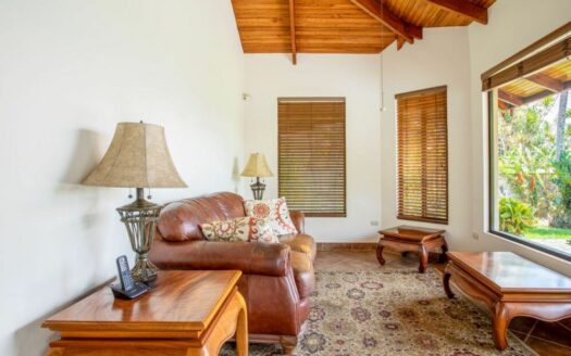 Casa En Venta En Atenas, Vista Atenas Con Casa De Huéspedes Y Piscina-House For Sale In Atenas, Vista Atenas With Guest House And Pool.cod.143996