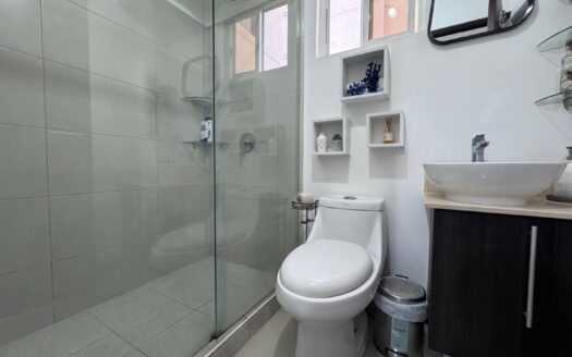 Curridabat: Alquiler de Apartamento en Condominio Cipreses de Granadilla Amueblado con 2 Habitaciones.