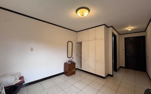 Tres Ríos: Casa de Una Planta en Residencial Monserrat con 200 Metros de Lote. #145672