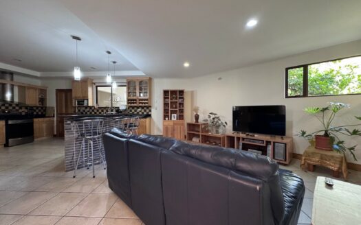 Tres Ríos: Amplia Casa en Residencial Sierras de la Unión con 486 Metros de Lote. #145045