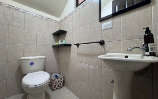 Tres Ríos: Hermosa Casa en Condominio Vistas de Monserrat con 3 Habitaciones. #144501