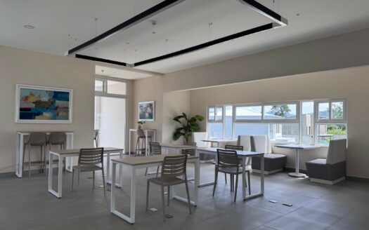 Curridabat: Casa en Condominio Ayarco 385 100% Amueblada con Espectaculares Acabados + 3 Parqueos. #145684