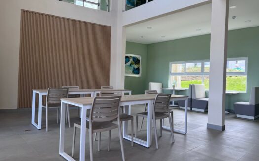 Curridabat: Casa en Condominio Ayarco 385 100% Amueblada con Espectaculares Acabados + 3 Parqueos. #145684