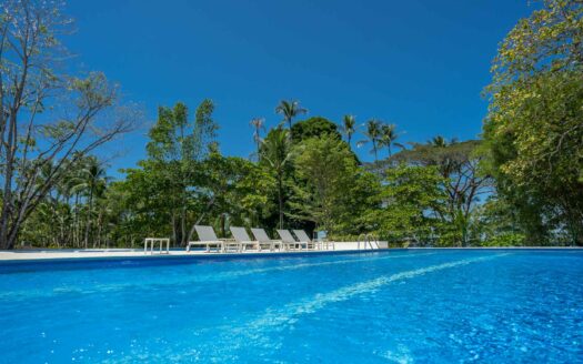 Apartamento En Venta En Punta Leona, Vista A La Montaña, Piso 16, Entrega Inmediata COD. 145330