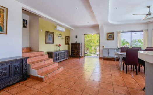 Villa en Venta en Montezuma Puntarenas con Vista al Mar y 8.485m² COD:145634