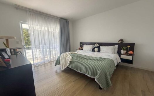 Increíble Propiedad en Las Montañas de Heredia, 1636 M2. Código 145662