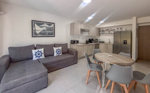 Apartamento En Venta En Punta Leona, Vista A La Montaña, Piso 16, Entrega Inmediata COD. 145330