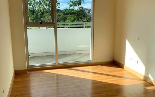 Venta de Apartamento en Condominio Torres de Heredia (118m2 habitables- 3hab-2 baños-2 parqueos)