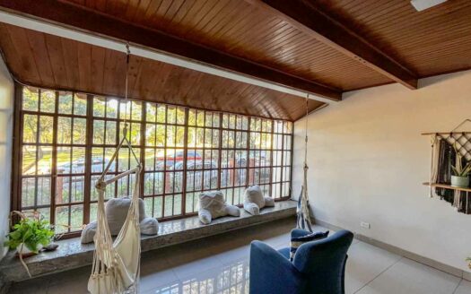 Edificio de apartamentos en venta en Sabana Sur, a pasos de la Contraloría. Código 144297