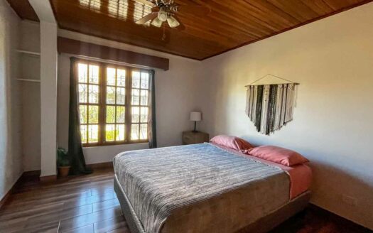 Edificio de apartamentos en venta en Sabana Sur, a pasos de la Contraloría. Código 144297