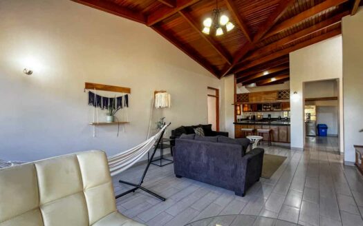 Edificio de apartamentos en venta en Sabana Sur, a pasos de la Contraloría. Código 144297