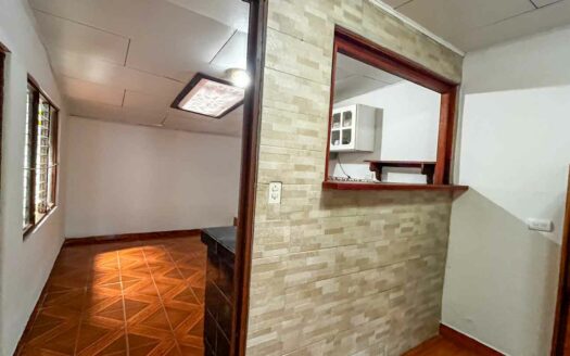 Casa de 2 habitaciones en venta en San Rafael Arriba de Desamparados, barrio tranquilo y cerca de todo COD#143974
