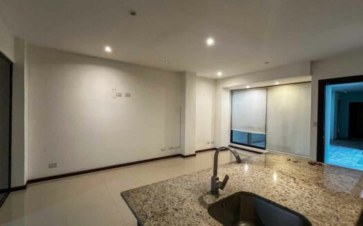 Apartamento en venta en Rohrmoser, moderno, 1 habitación con terraza interna COD#143960