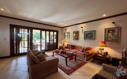 Casa De Lujo En Venta En Lindora Santa Ana Con Piscina Privada. Cod. 145922