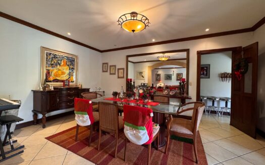 Casa De Lujo En Venta En Lindora Santa Ana Con Piscina Privada. Cod. 145922