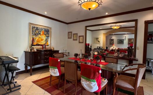 Casa De Lujo En Venta En Lindora Santa Ana Con Piscina Privada. Cod. 145922