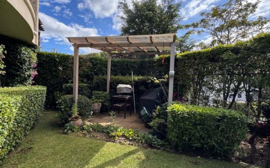 Casa De Lujo En Venta En Lindora Santa Ana Con Piscina Privada. Cod. 145922