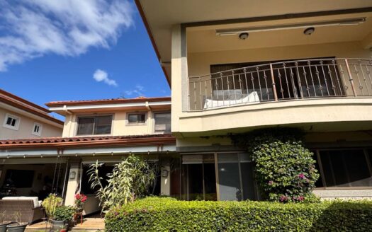 Casa De Lujo En Venta En Lindora Santa Ana Con Piscina Privada. Cod. 145922