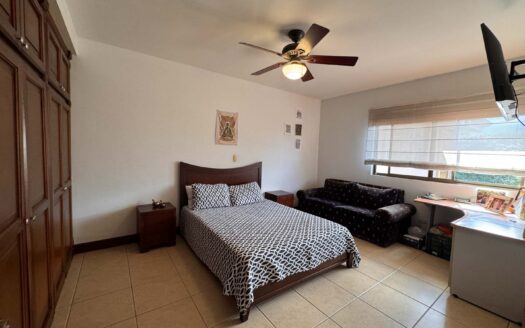 Casa De Lujo En Venta En Lindora Santa Ana Con Piscina Privada. Cod. 145922