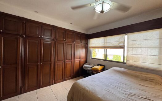 Casa De Lujo En Venta En Lindora Santa Ana Con Piscina Privada. Cod. 145922