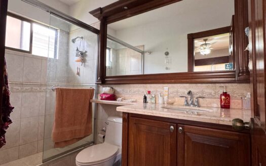 Casa De Lujo En Venta En Lindora Santa Ana Con Piscina Privada. Cod. 145922