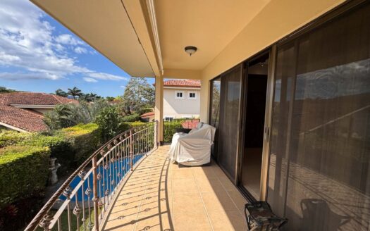 Casa De Lujo En Venta En Lindora Santa Ana Con Piscina Privada. Cod. 145922