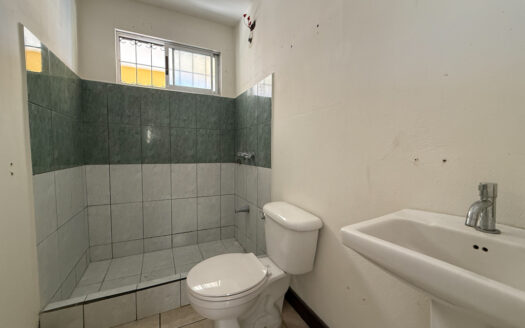 Oportunidad por Remate Bancario!!! Apartamento en Planta Baja, en Pequeño Condominio en Residencial Saint Clare, Moravia COD 146093