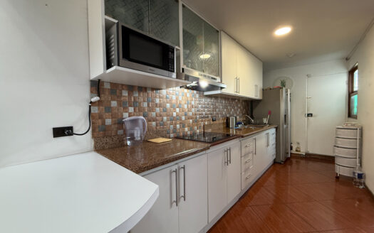 Casa de 3 Niveles, con 4 Habitaciones y en Residencial Seguro en Llorente de Tibás COD 145516