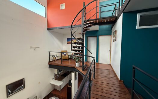 Casa de 3 Niveles, con 4 Habitaciones y en Residencial Seguro en Llorente de Tibás COD 145516