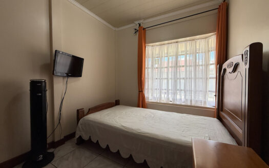 Casa de 2 Plantas, con 5 Habitaciones en Residencial Jardines de Moravia COD 145597