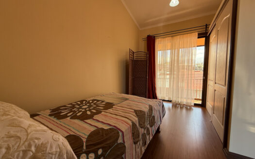 Casa de 2 Plantas, con 5 Habitaciones en Residencial Jardines de Moravia COD 145597